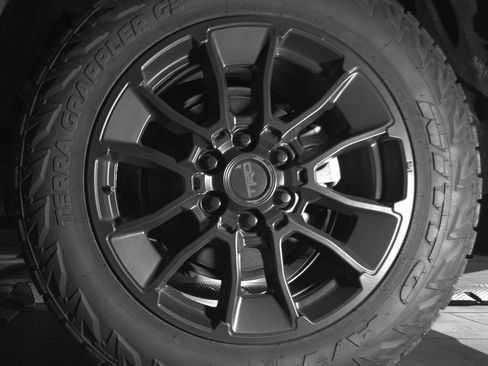 Used 2024 Toyota Tundra Platinum w/ TRD Off-Road Package image 14