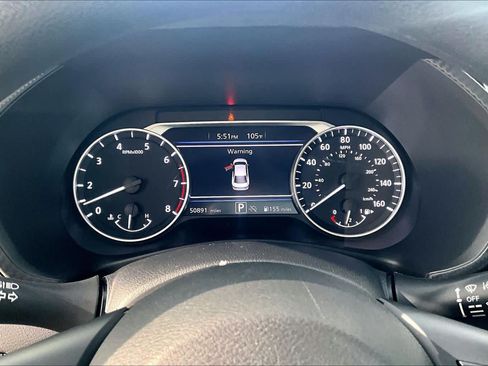 Certified 2024 Nissan Sentra SV FWD image 25