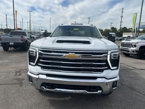 New 2026 Chevrolet Silverado 2500 LTZ image 8