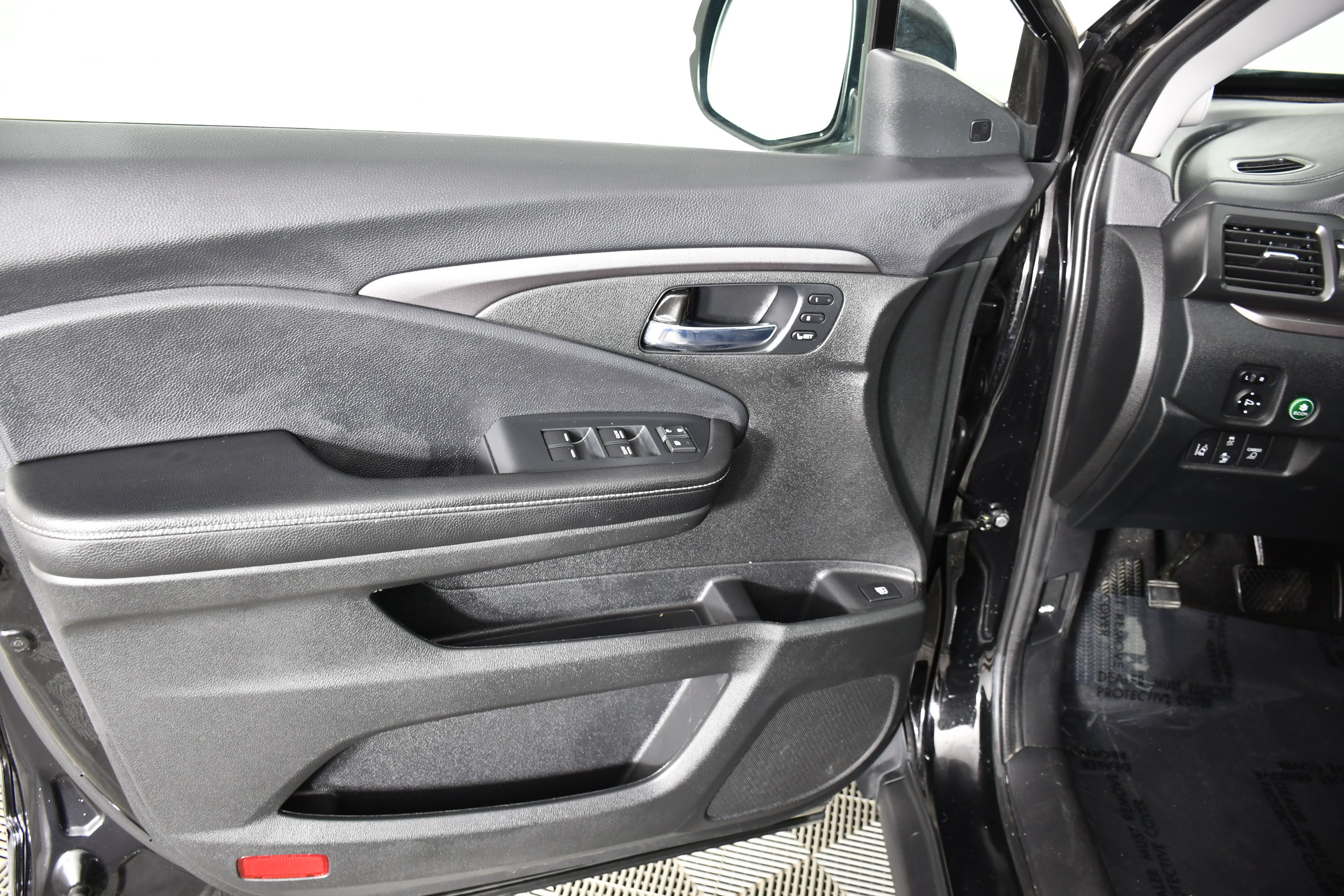 Certified 2023 Honda Ridgeline RTL image 38