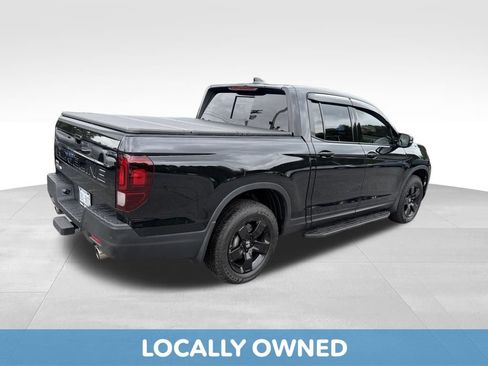 Used 2025 Honda Ridgeline Black Edition image 6