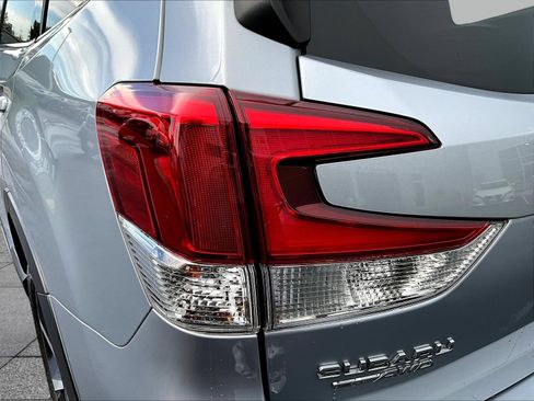 Used 2023 Subaru Forester Touring AWD/4WD image 25