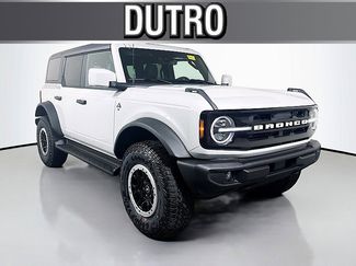New 2026 Ford Bronco Outer Banks w/ Sasquatch Package AWD/4WD video 1