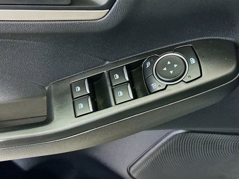 Used 2022 Ford Escape SE w/ SE Sport Appearance Package AWD/4WD image 19