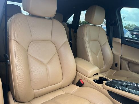 Used 2017 Porsche Macan S AWD/4WD image 9