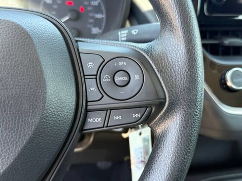 Used 2024 Toyota Corolla LE FWD image 19