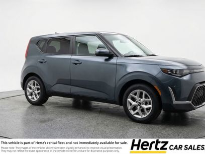 Used 2025 Kia Soul LX w/ LX Technology Package
