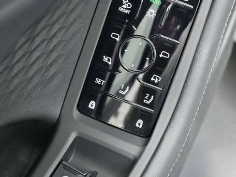 Used 2025 Audi A5 2.0T Premium Plus w/ Premium Plus AWD/4WD image 13