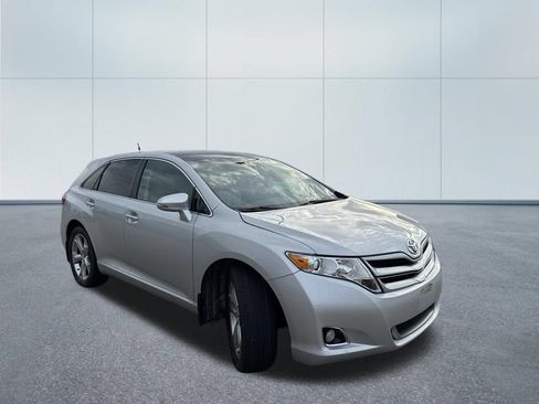 Used 2014 Toyota Venza XLE w/ XLE Premium Package AWD/4WD image 8