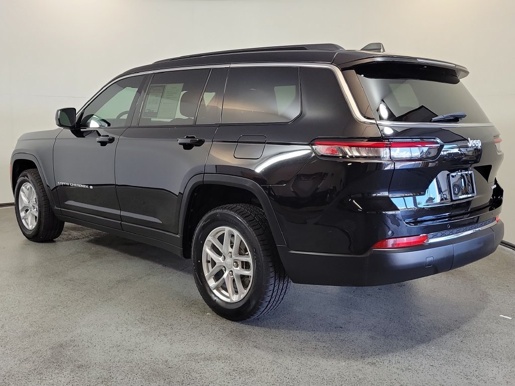 Used 2024 Jeep Grand Cherokee L Laredo RWD image 5