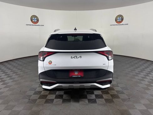 Used 2023 Kia Sportage EX AWD/4WD image 19