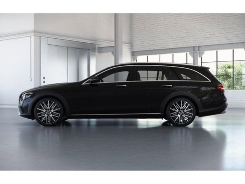 Certified 2022 Mercedes-Benz E 450 4MATIC All-Terrain Wagon image 35