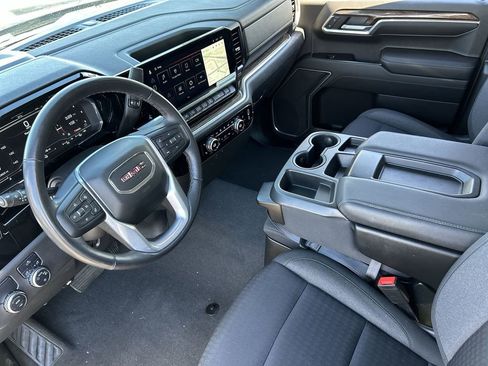 Used 2022 GMC Sierra 1500 SLE image 10