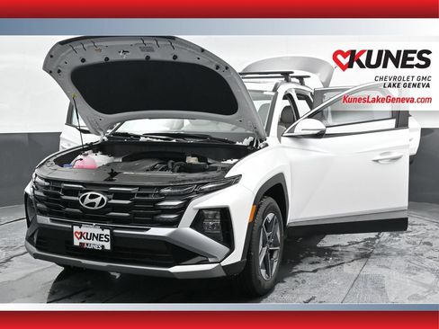 Used 2025 Hyundai Tucson SEL AWD/4WD image 54
