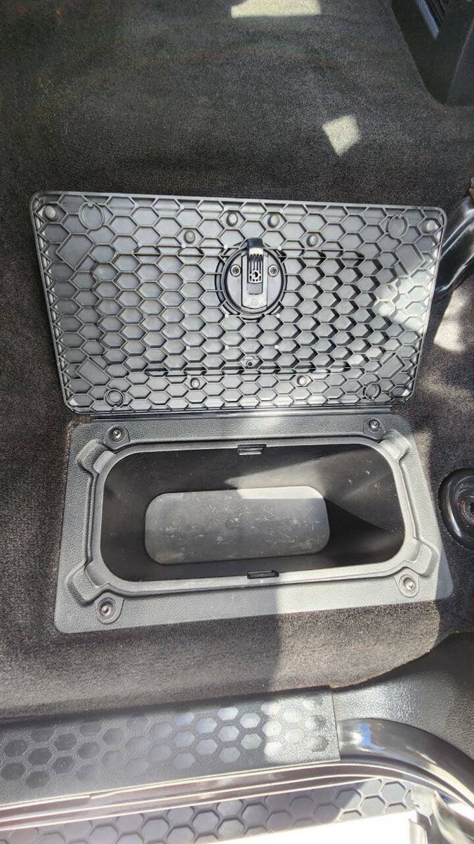 Used 2017 RAM 1500 Classic SLT AWD/4WD image 22
