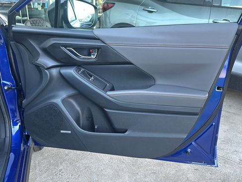 Certified 2024 Subaru Crosstrek 2.5i Limited AWD/4WD image 10