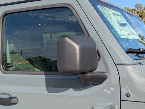 New 2026 Jeep Gladiator Mojave image 19