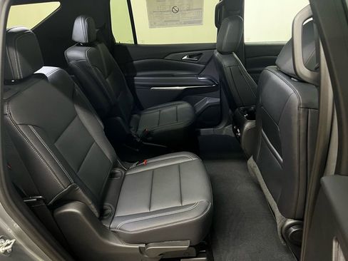 New 2026 Chevrolet Traverse LT w/ Midnight/Sport Edition image 35