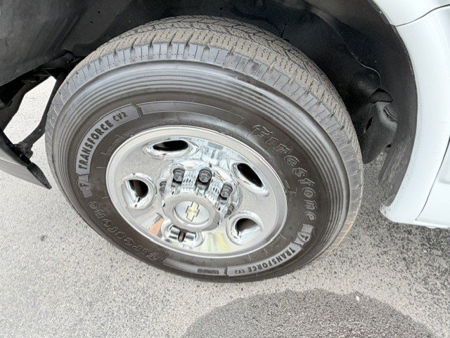 Used 2023 Chevrolet Express 3500 LS RWD image 10