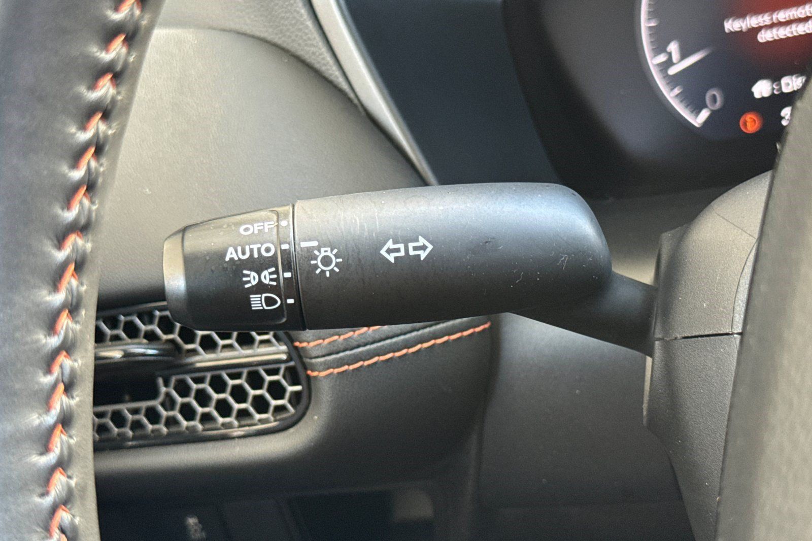 Used 2024 Honda HR-V Sport image 32