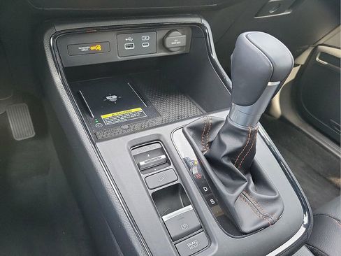 Used 2025 Honda CR-V Sport-L image 18