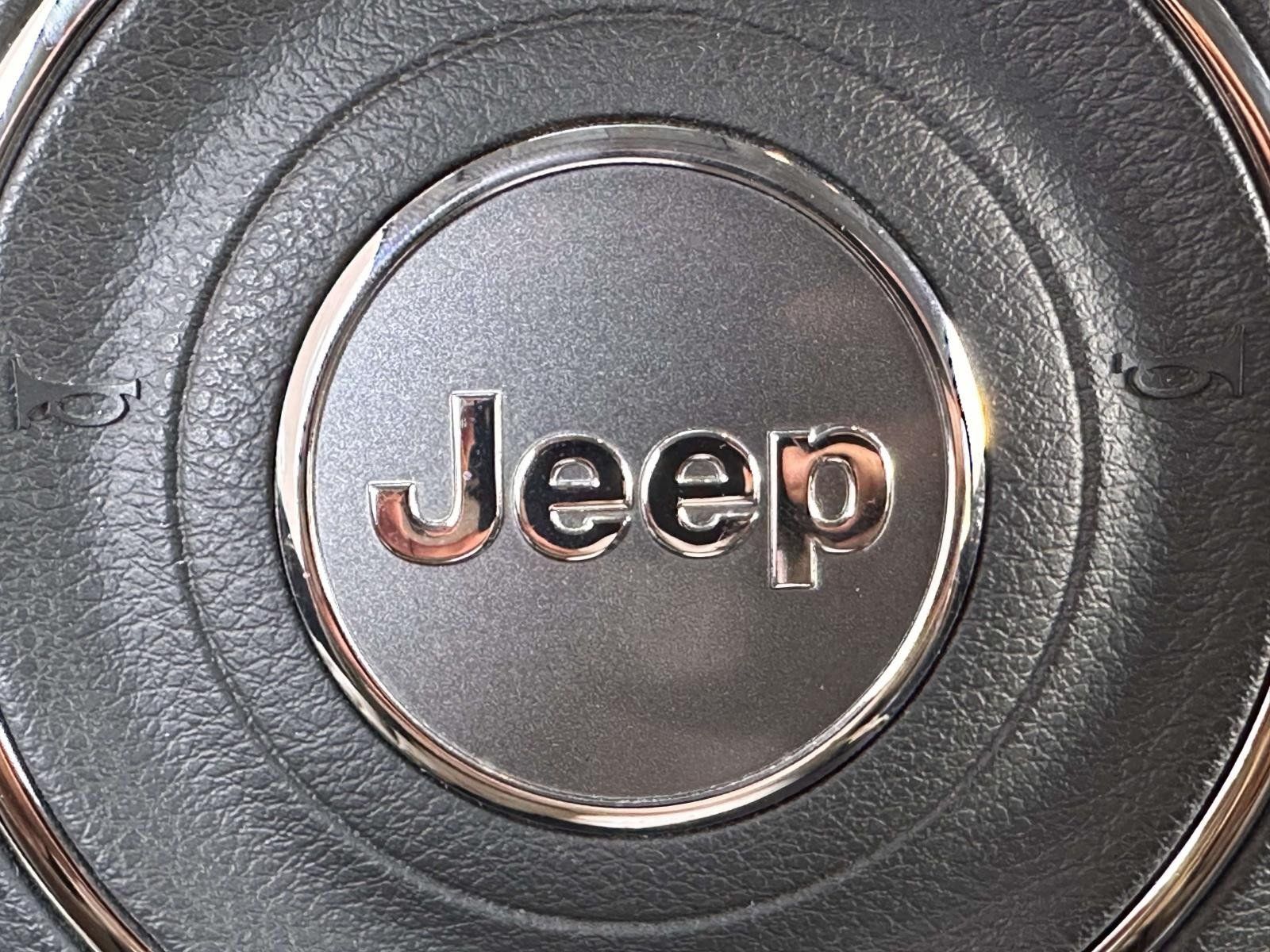 Used 2020 Jeep Renegade Limited AWD/4WD image 27