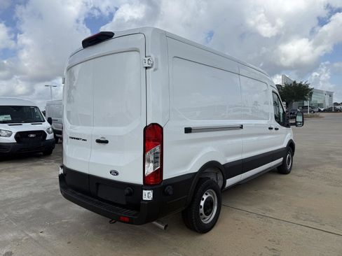 New 2026 Ford Transit 250 148 Medium Roof w/ Load Area Protection Package RWD image 5