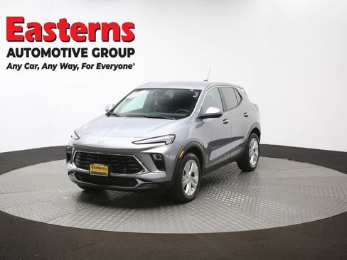 Used 2025 Buick Encore GX Preferred FWD image 54