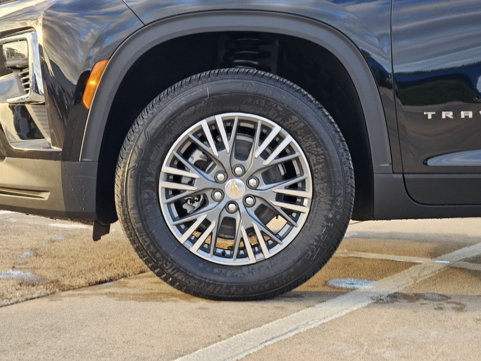 New 2027 Chevrolet Traverse LT w/ Driver Confidence Package FWD image 7