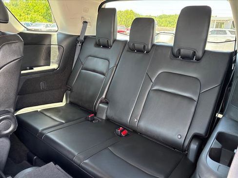 Used 2023 Nissan Pathfinder SL w/ SL Premium Package AWD/4WD image 10