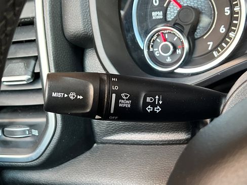 Used 2025 RAM 1500 Big Horn image 33