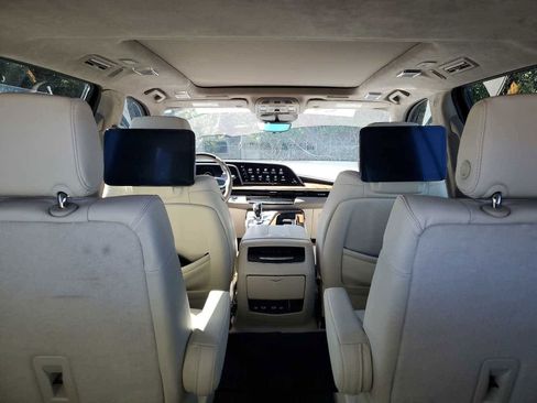 Used 2024 Cadillac Escalade Sport Platinum w/ LPO, ONYX Package AWD/4WD image 22