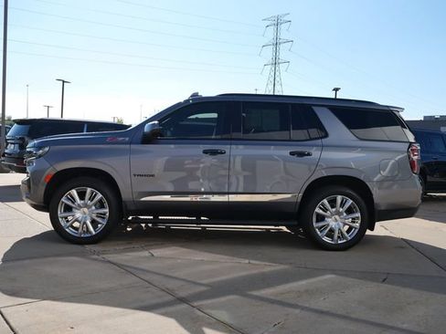 Used 2021 Chevrolet Tahoe Z71 w/ Rear Media and Nav Package AWD/4WD image 4