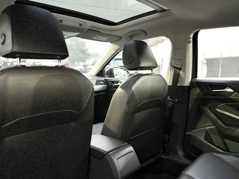 Used 2019 Volkswagen Jetta SE FWD image 13