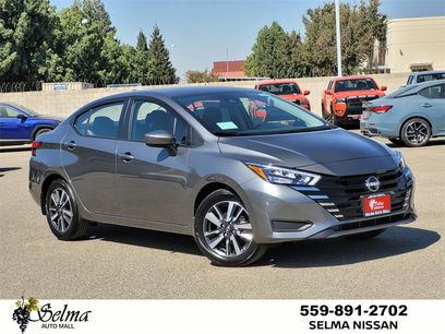 New 2025 Nissan Versa SV w/ Trunk Package