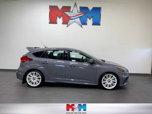Used 2017 Ford Focus RS image 1