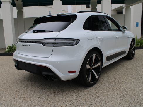Used 2026 Porsche Macan GTS AWD/4WD image 7