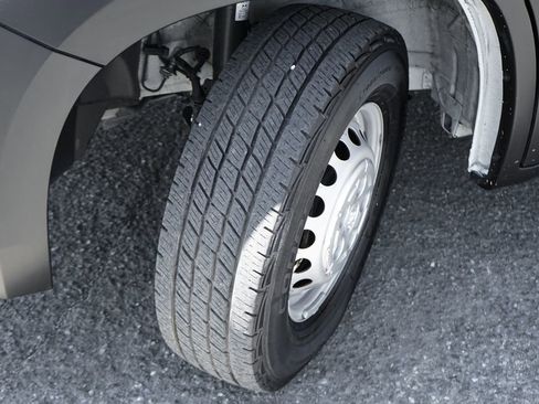 Used 2024 RAM ProMaster 2500 w/ Safety Group image 41