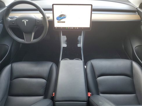 Used 2020 Tesla Model 3 Long Range image 11