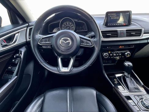 Used 2017 MAZDA MAZDA3 Touring w/ Popular Equipment Package image 5