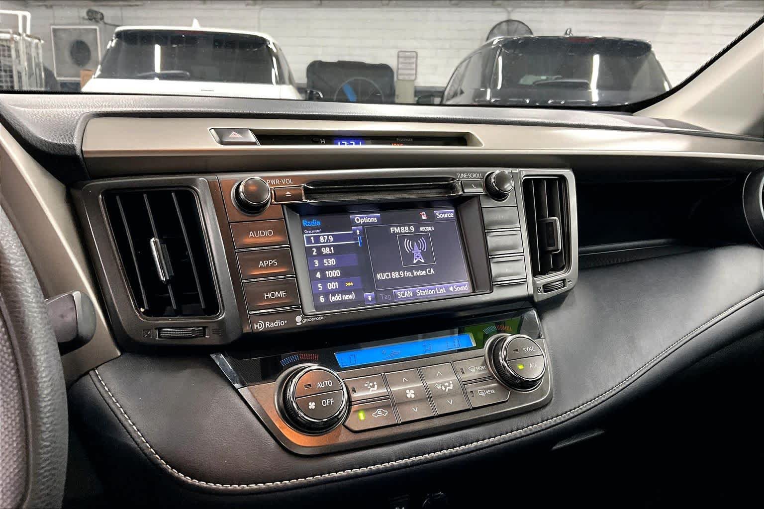Used 2014 Toyota RAV4 XLE FWD image 34