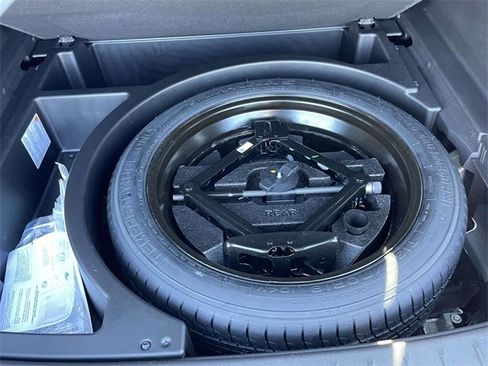 Used 2025 Chevrolet Blazer LT image 26