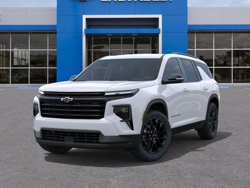 New 2026 Chevrolet Traverse LT FWD image 7