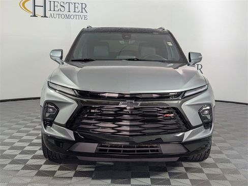 Used 2023 Chevrolet Blazer RS w/ Driver Confidence II Package image 3