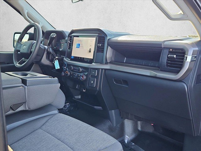 Used 2025 Ford F150 XL RWD image 19