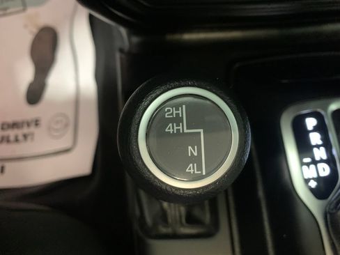 Used 2020 Jeep Gladiator Sport w/ Quick Order Package 24S AWD/4WD image 25