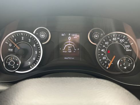 Used 2021 RAM 1500 Big Horn AWD/4WD image 19