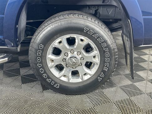 Used 2024 RAM 3500 Laramie image 34