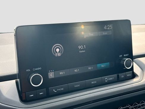 Certified 2025 Honda Accord SE image 17