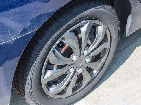 Used 2017 Nissan Sentra SV image 16